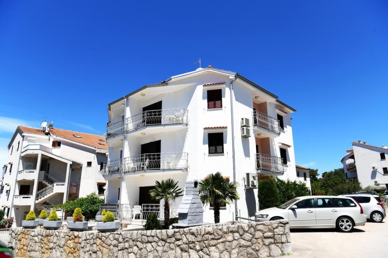 Apartmani Totic Malinska Εξωτερικό φωτογραφία
