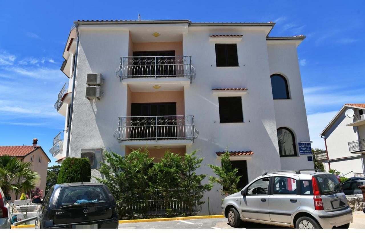 Apartmani Totic Malinska Εξωτερικό φωτογραφία