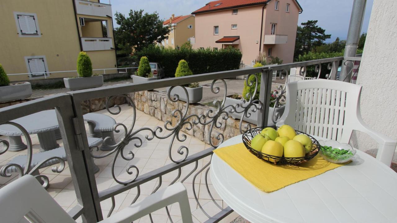 Apartmani Totic Malinska Εξωτερικό φωτογραφία