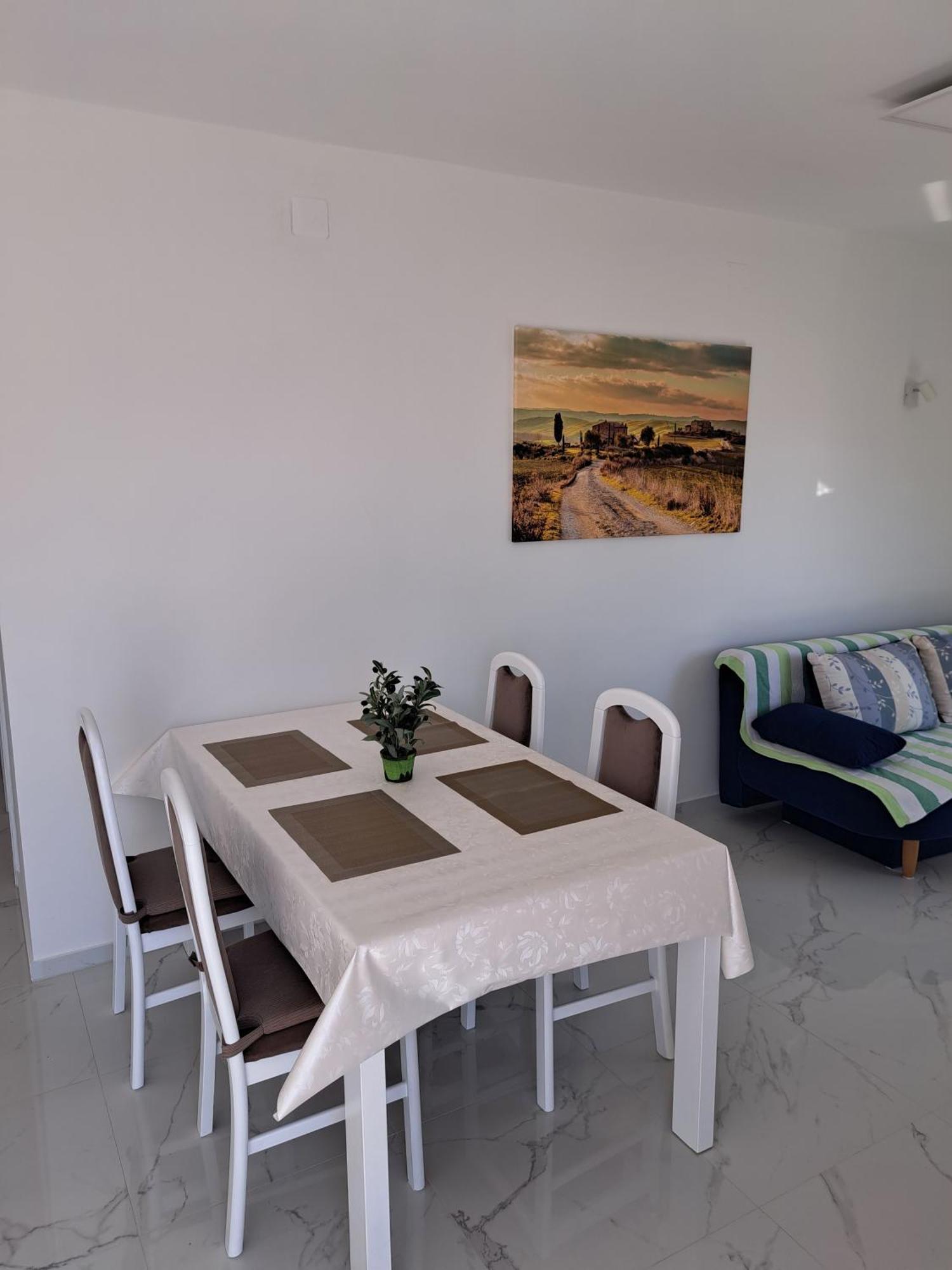 Apartmani Totic Malinska Εξωτερικό φωτογραφία