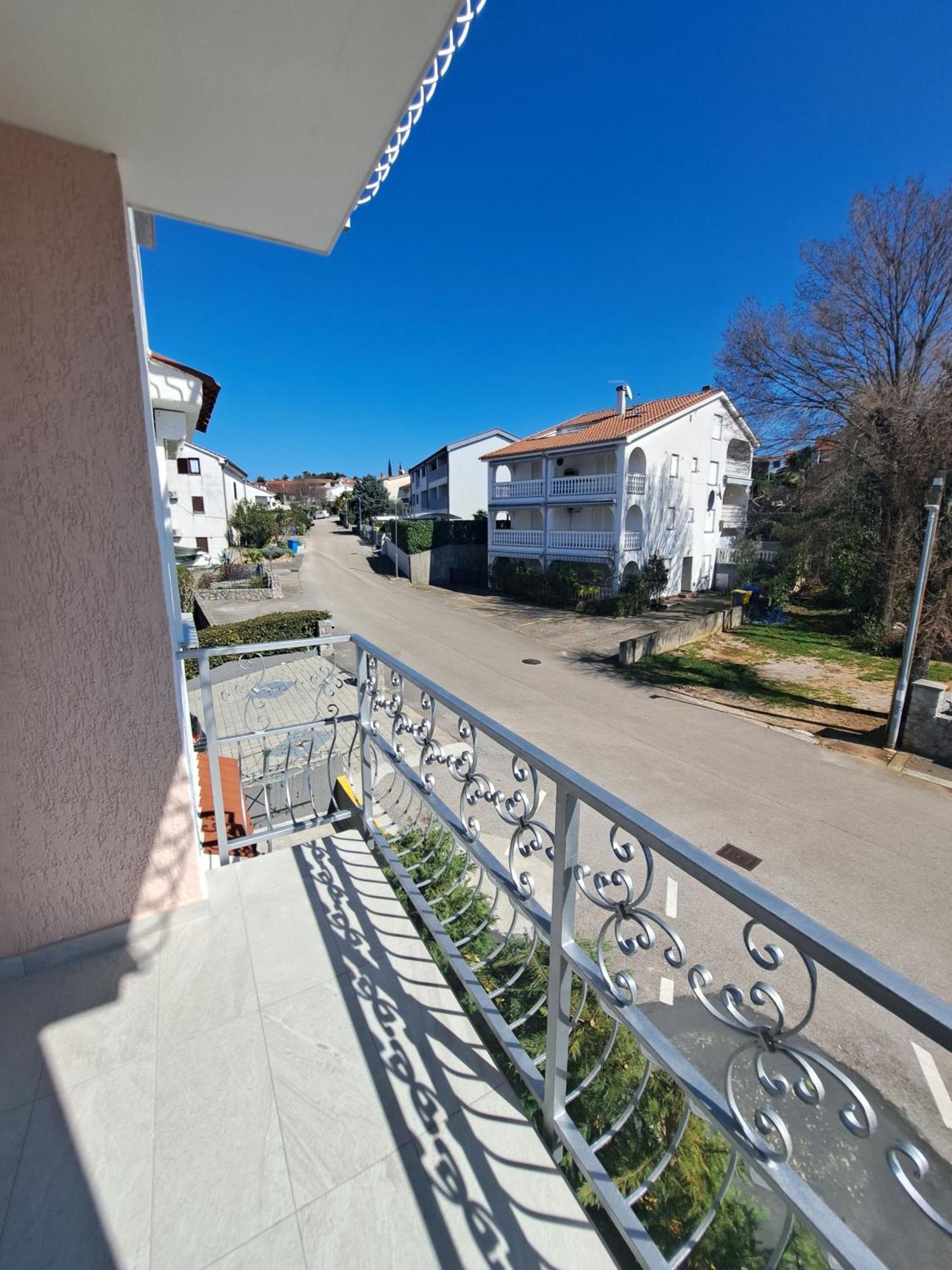 Apartmani Totic Malinska Εξωτερικό φωτογραφία